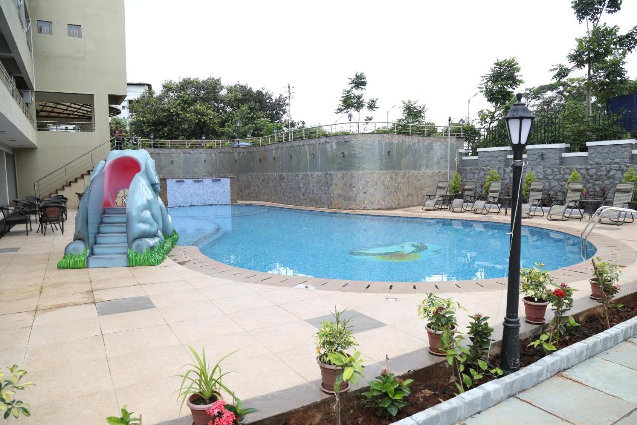 Hotel Vits Lonavala Exterior foto